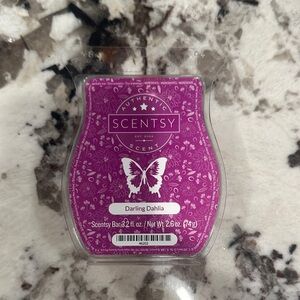 Scentsy Purple Darling Dahlia Wax Bar